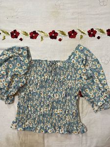 Floral Smocked Puff Sleeve Top