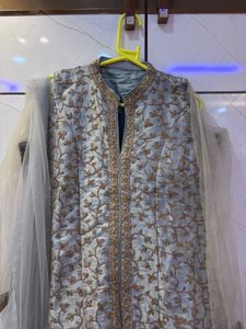 Elegant Embroidered Pakistani Kurti Set
