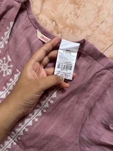 Elegant Embroidered Kurta