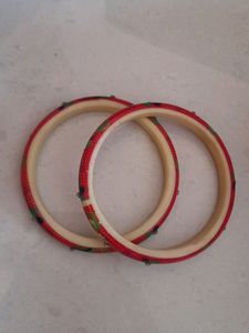 Like New    bangles  not huge