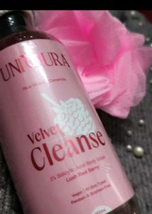 NIQURA Velvet Cleanse Body Wash