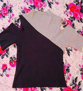Chic Two-Tone Cold Shoulder Knit Top