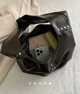 Y2K Star Studded hobo bag⋆˚꩜｡˙⋆✮