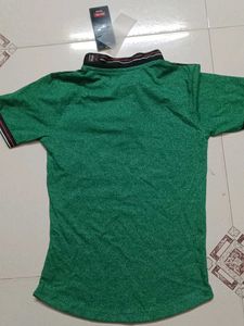 Green Graphic Print T-Shirt