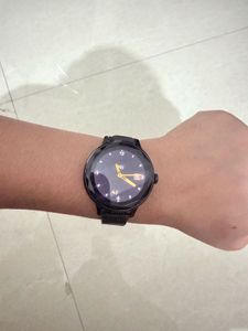 Noise Smartwatch - Black