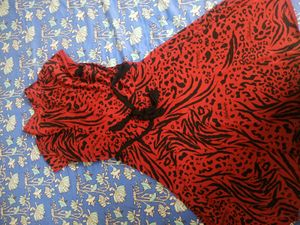 Chic Red &amp; Black Animal Print Dress