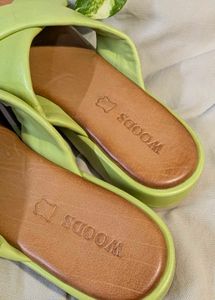 WOODS Criss-Cross Flat Sandals size 41 🥂