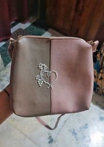Chic Two-Tone Crossbody Bag with Pearl Heart