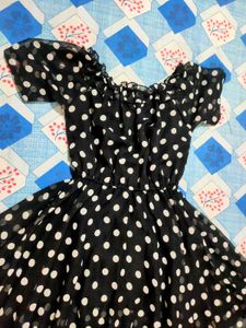 Chic Black Polka Dot Off-Shoulder Dress