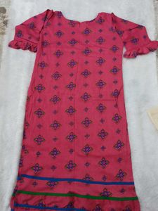 Set of 2 stylish kurtas