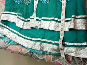 Beautiful 😍 Net Gown With Baloon Astin In ₹299