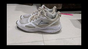 JQR Sports Shoes lightly scratch u can see