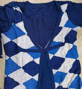Kurti navy Blue wid white XL size used once...no s