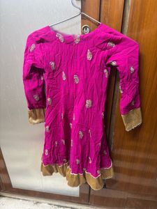 Vibrant Pink Kurta with Gold Embellishments