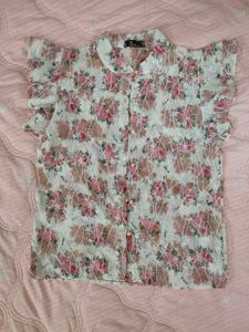 Chic Floral Print Button-Up Top