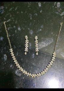 Combo Sparkling Crystal Necklace &amp; Earring Set