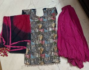 Embellished Ethnic pls o suit