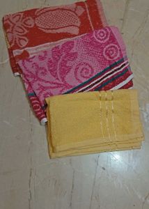 Set of 3 Assorted Towels