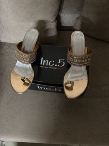 Inc 5 : Embellished Rose Gold Flat Sandals with bo