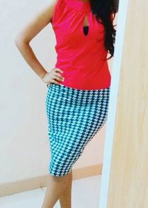 Houndstooth Print Skirt