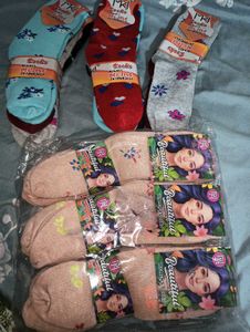 woolen Floral Socks - Combo