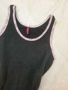 Y2k Cute Black &amp; Pink Trim Tank Top