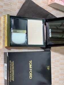 Tom Ford Translucent Finishing Powder – 01 Alabast