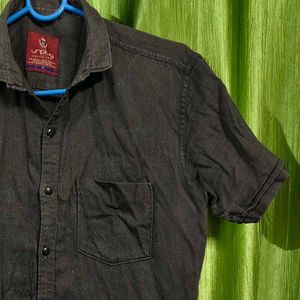 Classic Short-Sleeve Button-Down Shirt
