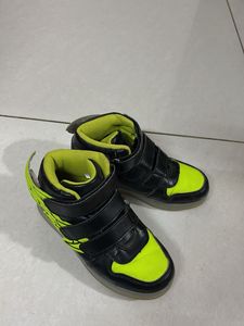 Boys stylish sneakers