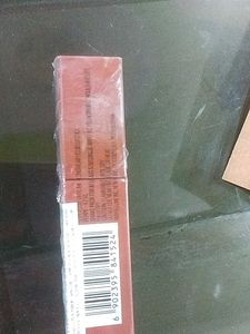 Maybelline Superstay Vinyl Ink Lipstick shade 115