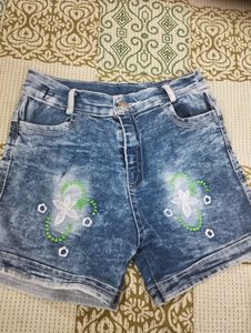 Short Denim