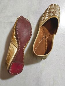 🆕💕 Rajasthaani Juttis