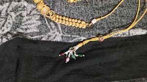 Mat finish Jewellery Set And 3 Pendent Se