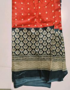 Women's Casual saree. Like New. Good Condition .