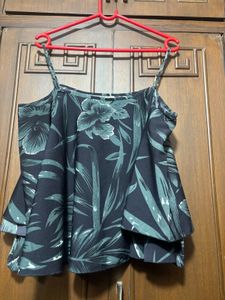 Floral Print Cold Shoulder Top
