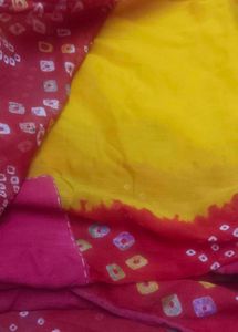 Red Bandhani Saree