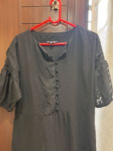 Chic Black Puff Sleeve Tiered Dress