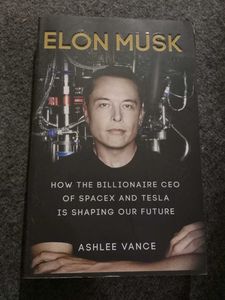 Elon Musk: Biography Book