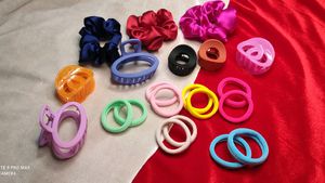 Mixup Rubber, Clutches, And Scrunchies Pack Of 50