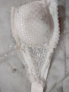 Strapless Bra (With Attached Straps)
