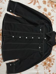 Retro Style Black Long Sleeve Shirt