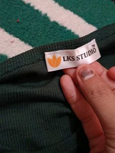 Green Ribbed Long Sleeve Crop Top