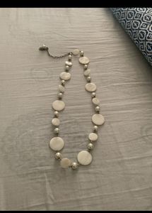 Elegant Pearl &amp; White Disc Necklace