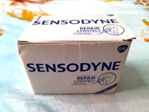 Sensodyne Tooth Paste Effective Pain Relief