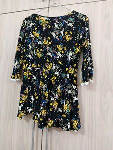 Floral Print Flared Top (XS)