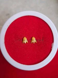 Gold  Stud Earrings 18crt