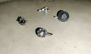 Nose Pins Set