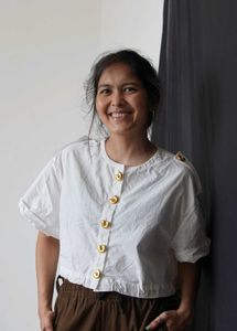 Chic White Cropped Button-Up Top