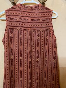 Printed Sleeveless Kurta