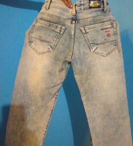 Light Wash Denim Jeans